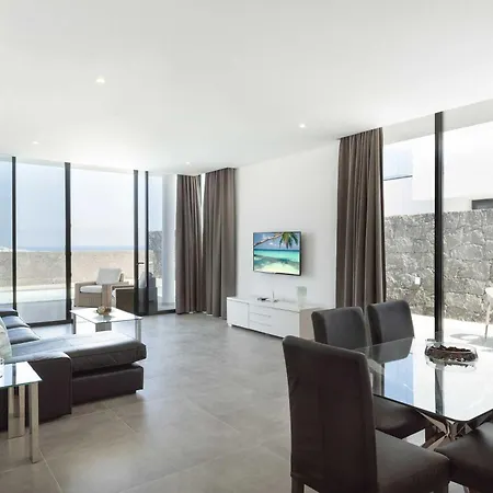 Modern Mojones 3 Bedrooms En-suite Berniente Great Sea Views Villa