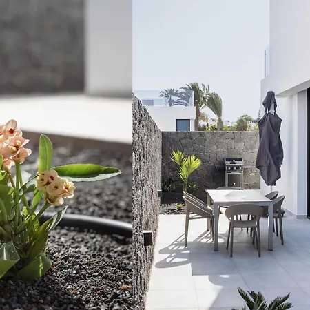 Modern Mojones 3 Bedrooms En-suite Berniente Great Sea Views Villa Puerto del Carmen (Lanzarote)