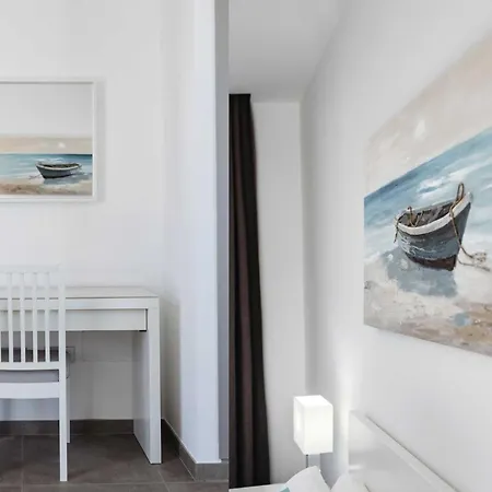 Modern Mojones 3 Bedrooms En-suite Berniente Great Sea Views Villa *