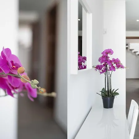 Modern Mojones 3 Bedrooms En-suite Berniente Great Sea Views Villa
