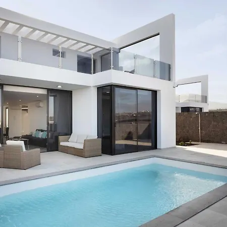 Villa Modern Mojones 3 Bedrooms En-suite Berniente Great Sea Views *
